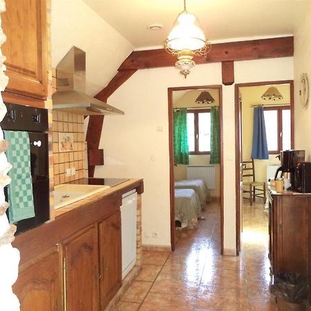 Villa Les Grandes Vignes à Saint-Étienne-sous-Bailleul Extérieur photo