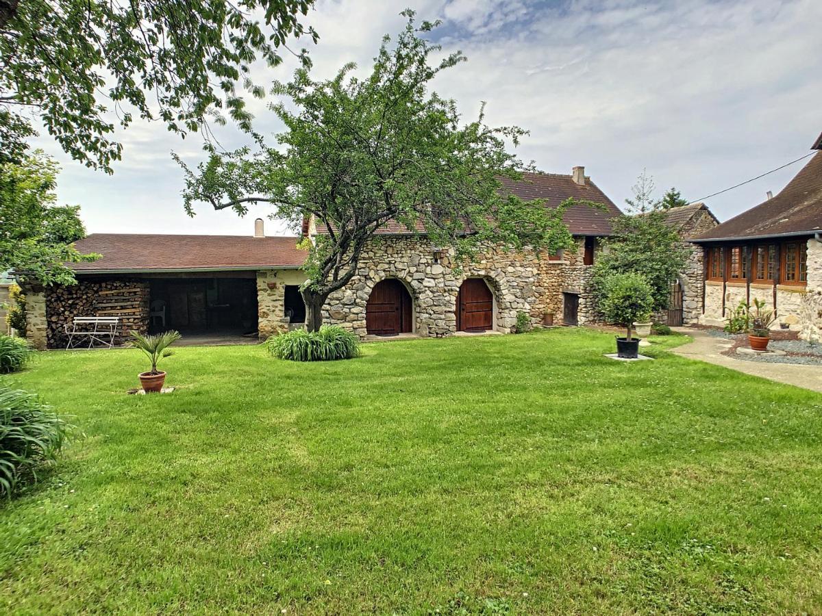 Villa Les Grandes Vignes à Saint-Étienne-sous-Bailleul Extérieur photo