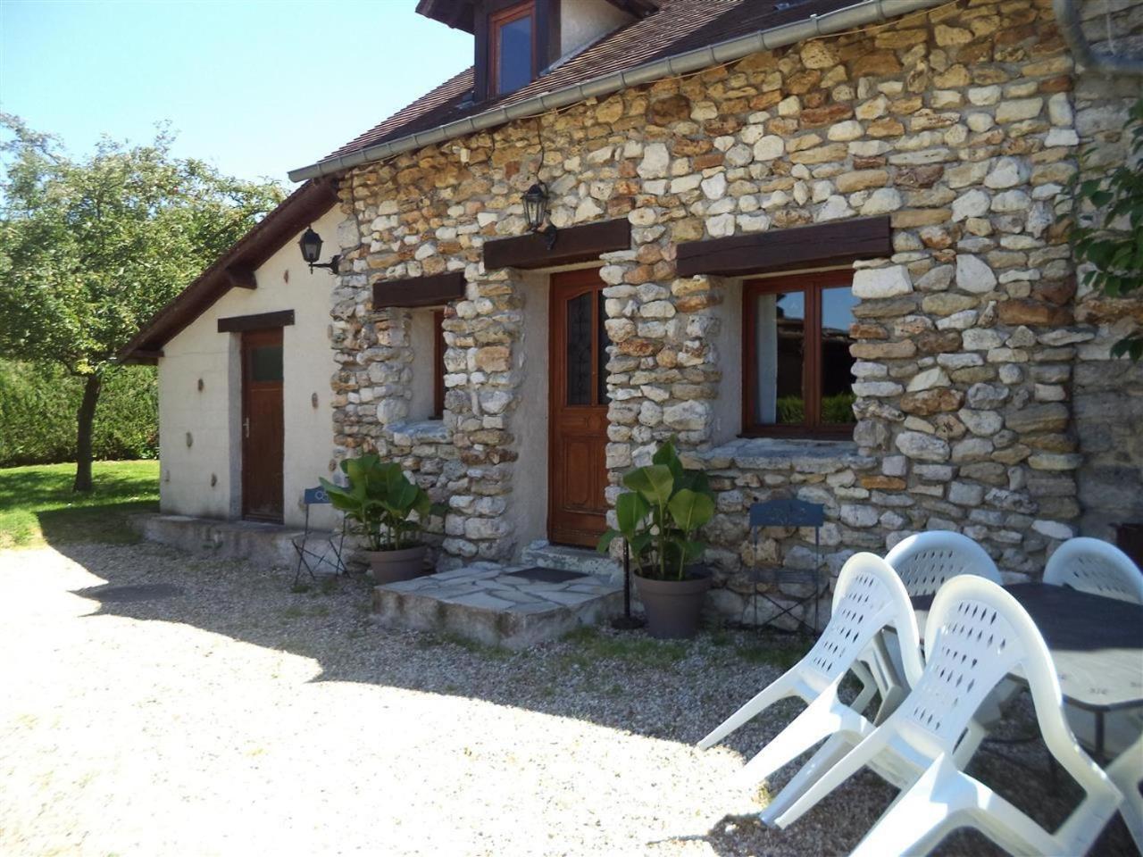 Villa Les Grandes Vignes à Saint-Étienne-sous-Bailleul Extérieur photo