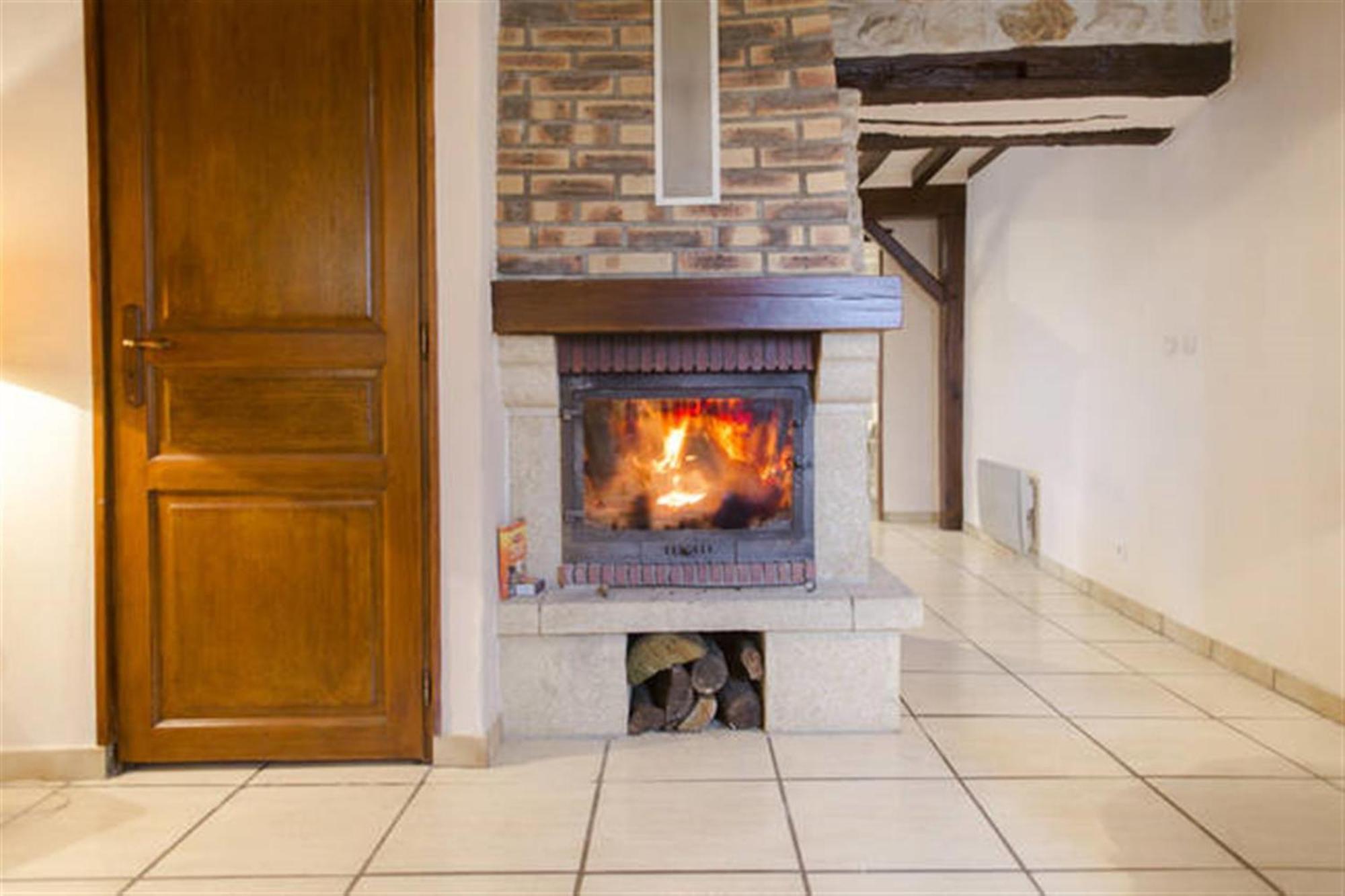 Villa Les Grandes Vignes à Saint-Étienne-sous-Bailleul Extérieur photo